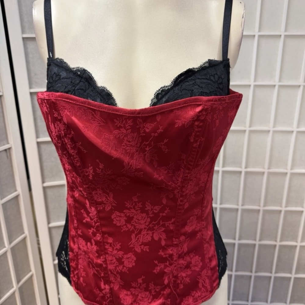 Fredericks,Woman,Corsets Red,,Siz 34-38,Clasp Closure.!